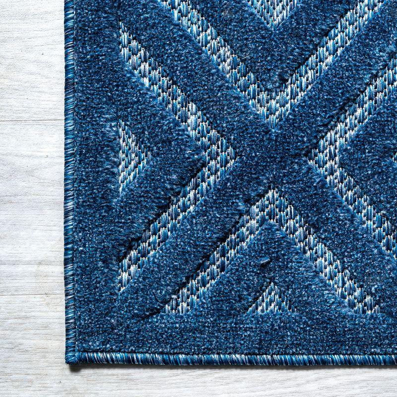 5' x 5' Portmany Neutral Diamond Trellis Indoor/Outdoor Area Rug, Navy - JONATHAN Y