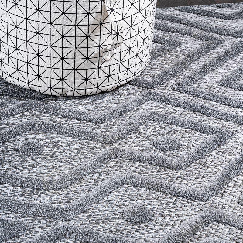 4'x6' Balansat Moroccan Diamond Indoor/Outdoor Area Rug, Dark Gray - JONATHAN Y