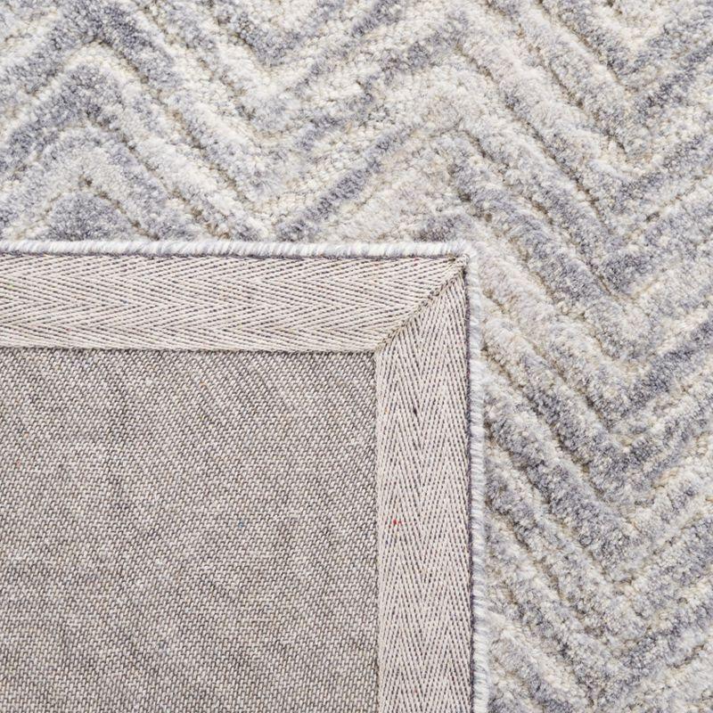 Metro MET181 Hand Tufted Area Rug  - Safavieh