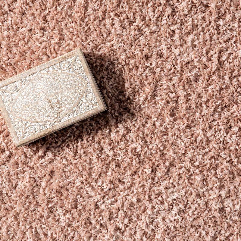 Nuloom Neva Solid 8x11 Shag Indoor Area Rug for Living Room Bedroom Dining Room Nursery, Blush/Ivory