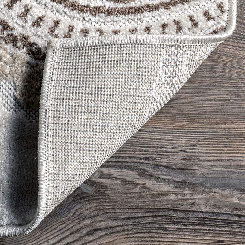Nuloom Andi Geometric 5x8 Indoor/Outdoor Area Rug for Living Room Patio Deck Front Porch Kitchen, Beige/Brown
