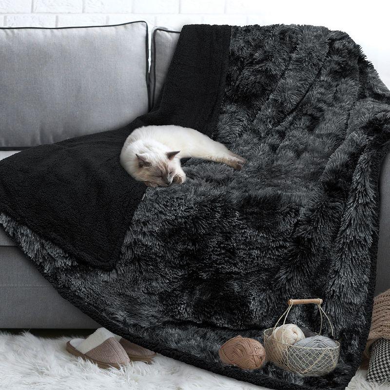 PetAmi Faux Fur Sherpa Pet Blanket