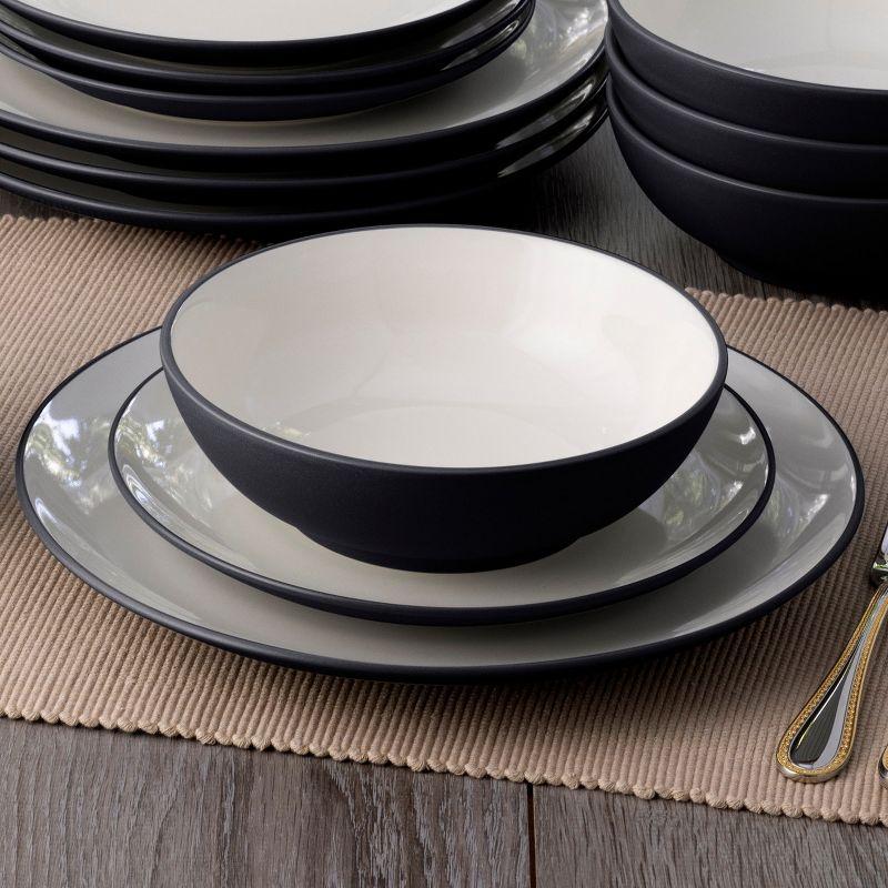 Noritake Colorwave 4-Piece Coupe Place Setting