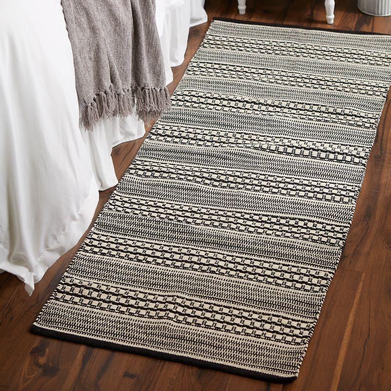 Design Imports Modern Dobby Stripe - Black - 2 Ft 6 In X 6 Ft