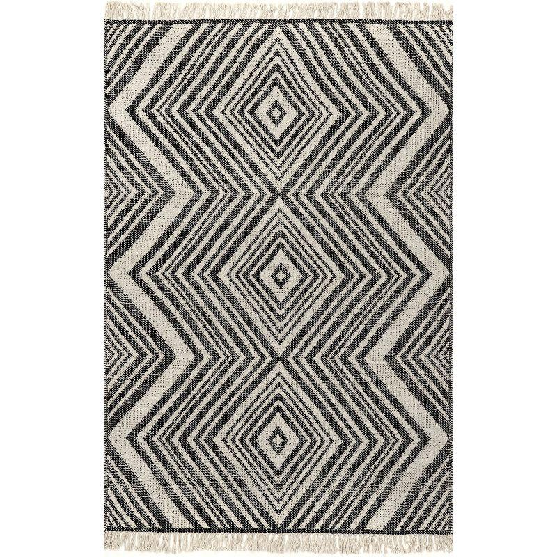 Luxurious Gray Cotton Geometric Tassel Area Rug 5' x 8'