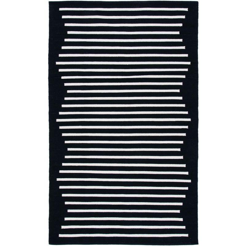 Montauk MTK313 Hand Woven Area Rug - Black/Ivory - 4'x6' - Safavieh.