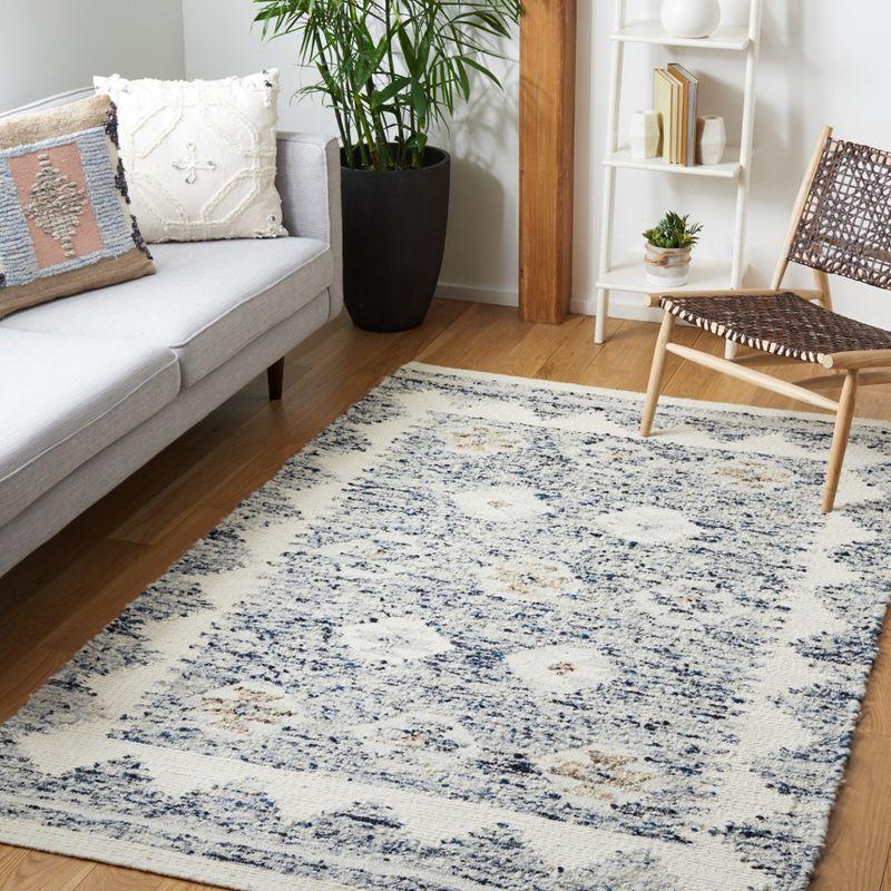 Manhattan MAN351 Hand Woven Area Rug  - Safavieh