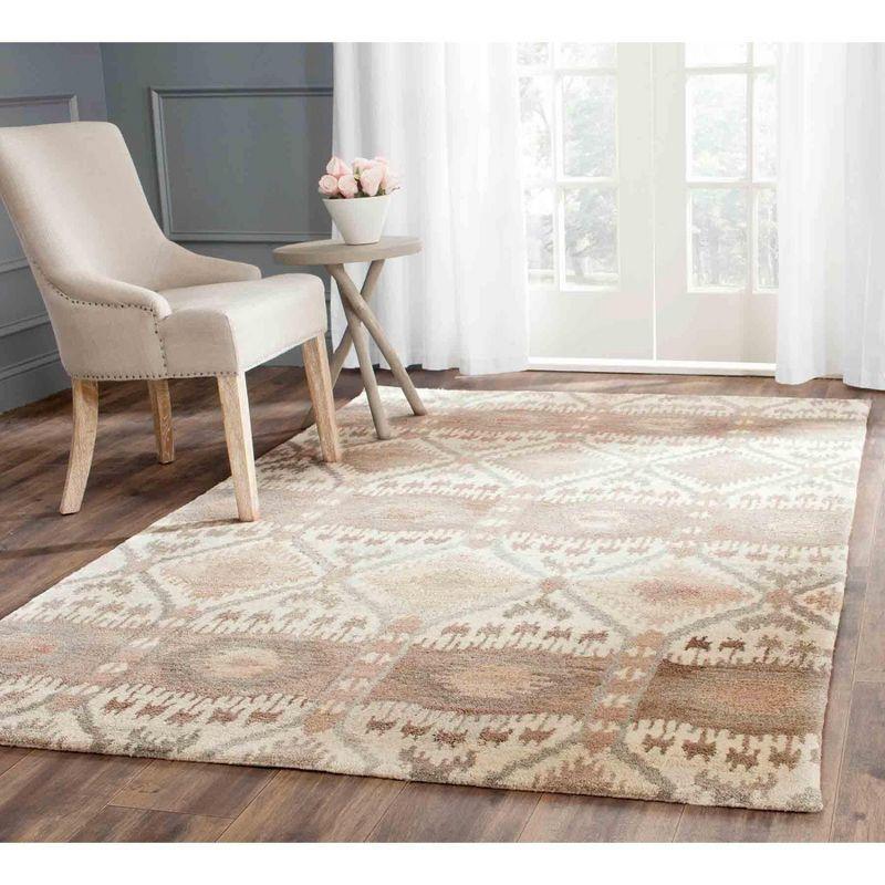 Ivory Elegance Hand-Tufted Wool and Viscose 5' x 8' Area Rug