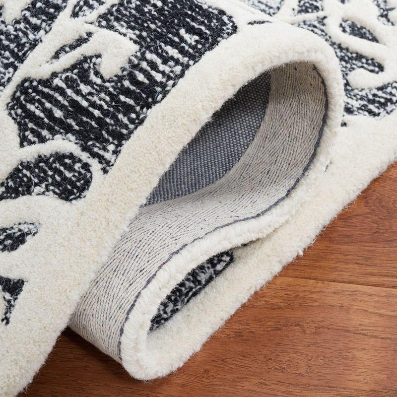 Metro MET853 Hand Tufted Indoor Area Rug - Black/Ivory - 6'x6' - Safavieh