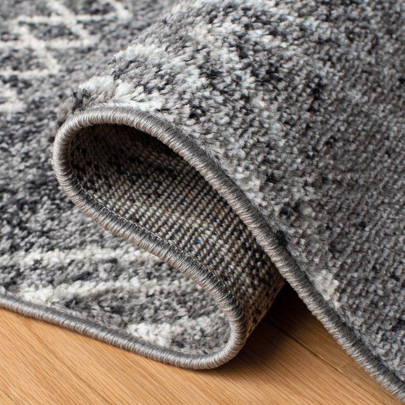 Madison 700 MAD798 Power Loomed Indoor Runner Rug - Charcoal/Ivory - 2'3"x6' - Safavieh