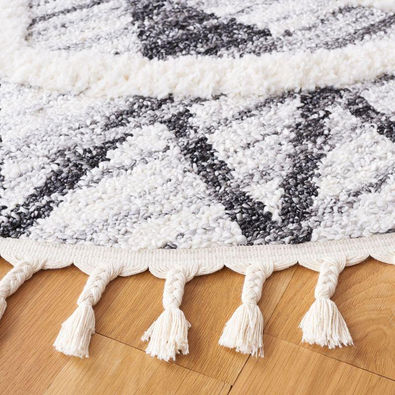 Moroccan Tassel Shag MTS642 Power Loomed Area Rug - Gray/Ivory - 6'7" round - Safavieh.