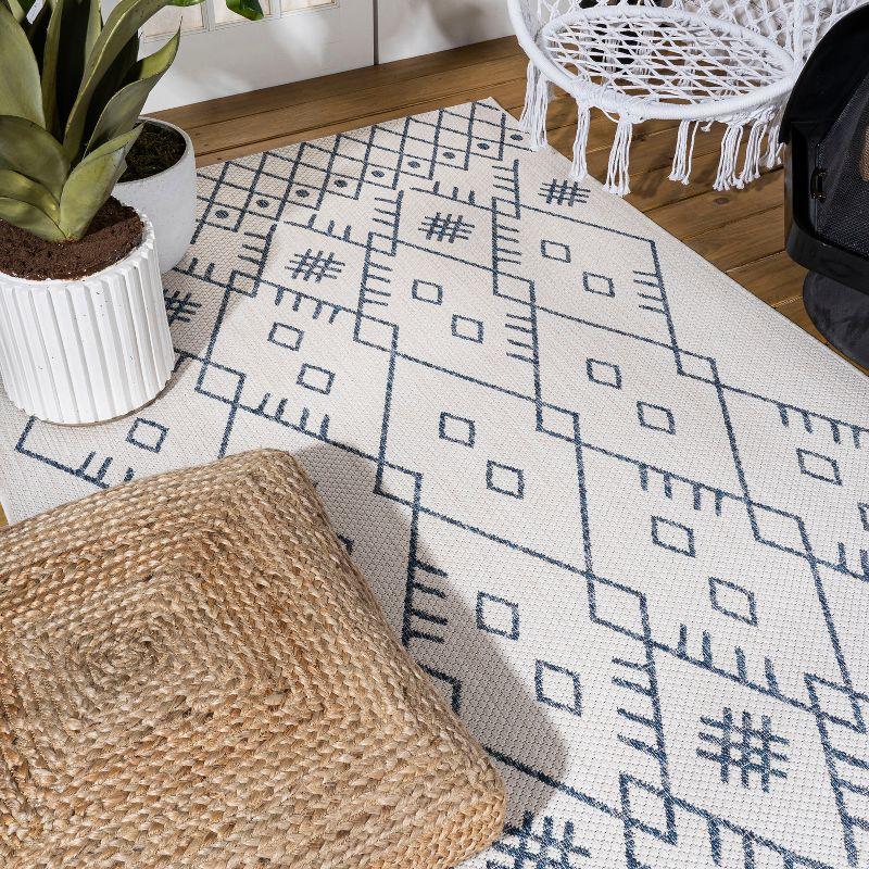 4'x6' Boho Moroccan Indoor/Outdoor Area Rug, Ivory/Navy - JONATHAN Y