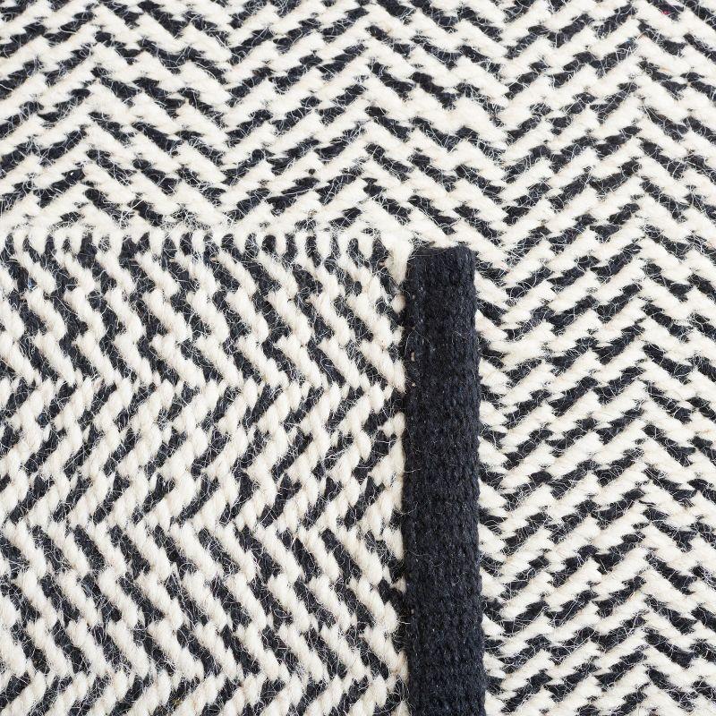 Gracie Oaks Matchett Hand Woven Wool Geometric Rug