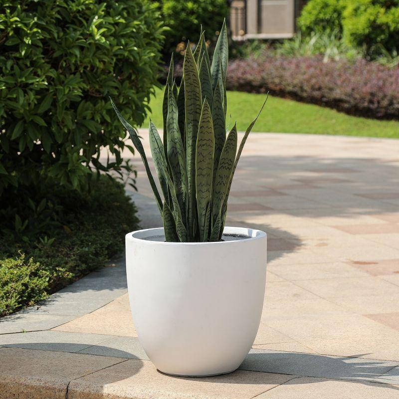 LuxenHome Round Tapered 17.2" H Flower Pot Planter White