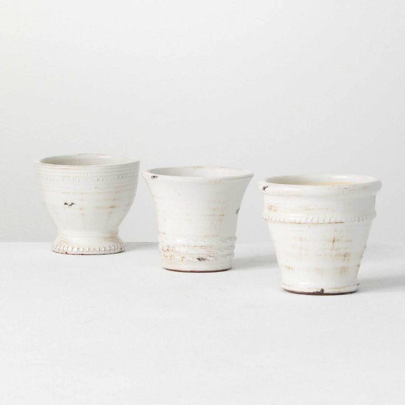 Set of 3 Distressed White Ceramic Planters