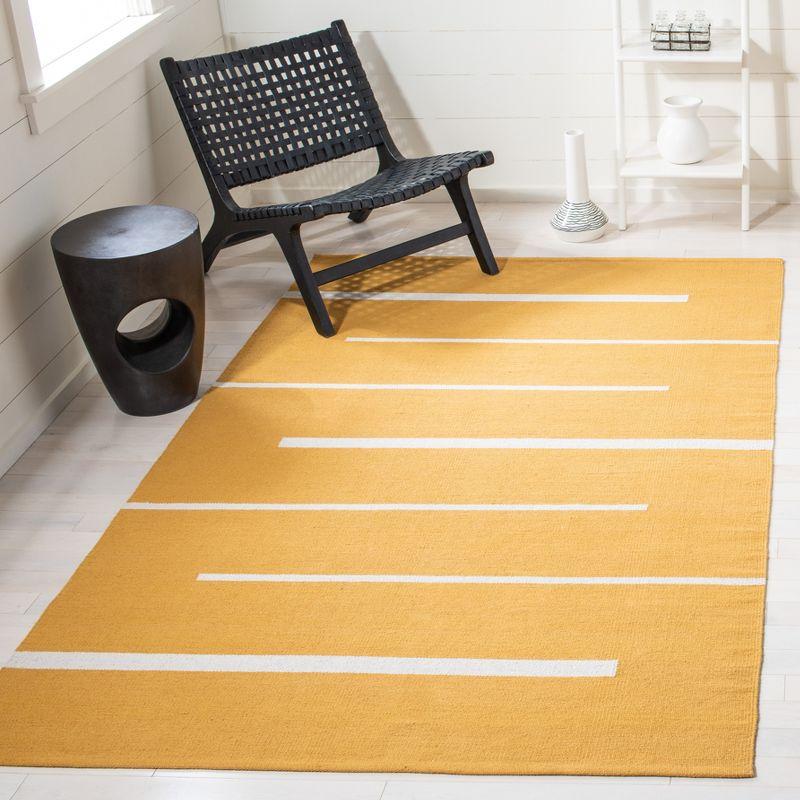 Montauk MTK311 Hand Woven Indoor Area Rug - Gold/Ivory - 6'x9' - Safavieh