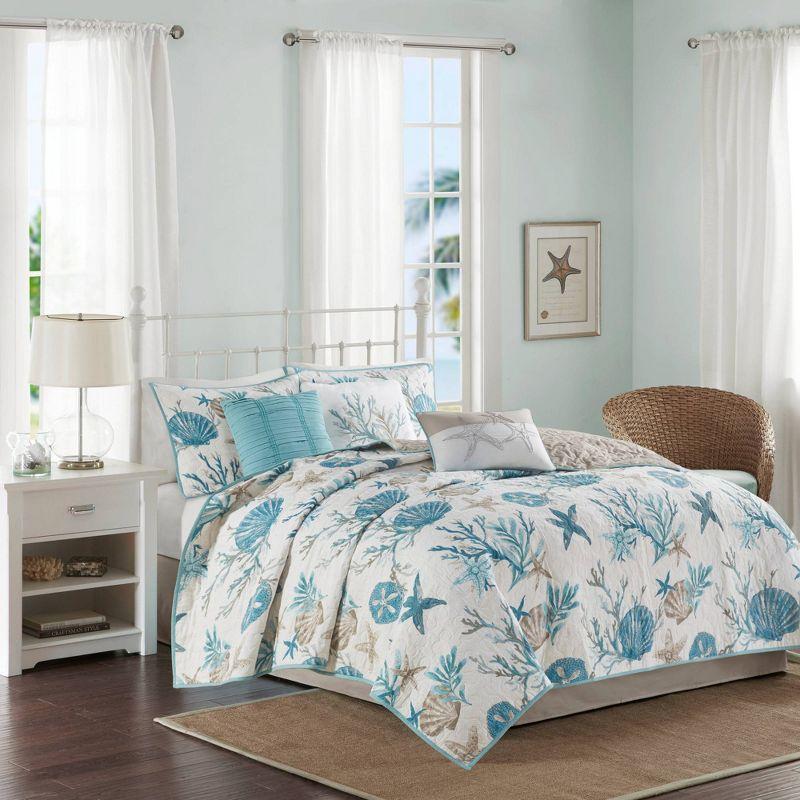 Madison Park Pebble Beach Cotton Sateen 210 TC Reversible 6 Piece Quilt Set with Throw Pillows
