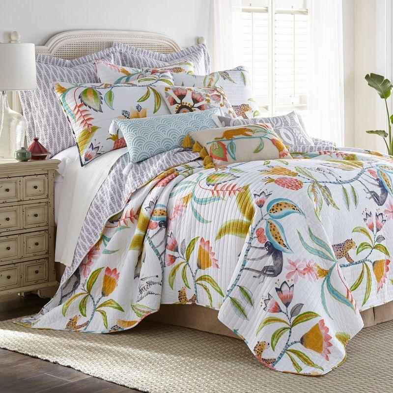 Vintage Tropical Paradise King Cotton Quilt Set with Reversible Design