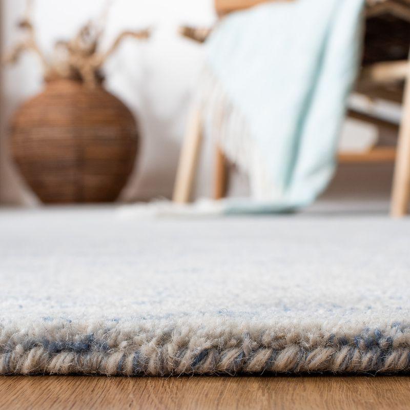 Metro MET867 Hand Tufted Indoor Accent Rug - Blue/Ivory - 3'x5' - Safavieh
