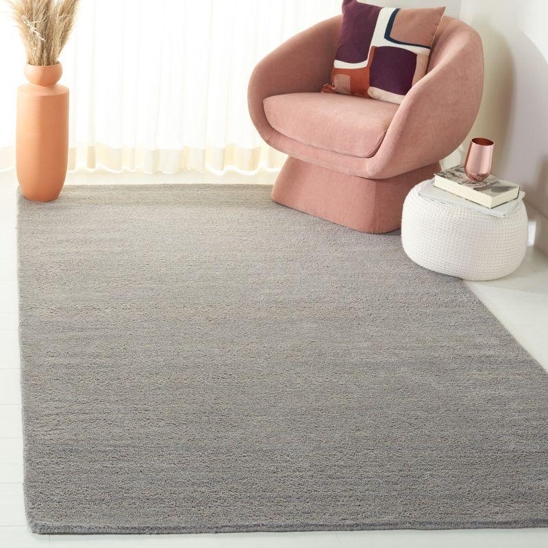 Himalaya HIM610 Handmade Area Rug - 6'x9' - Grey - Safavieh