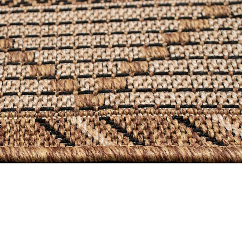 Liora Manne Monterey Delicate Diamond Indoor/Outdoor Rug Black 7'10" Square