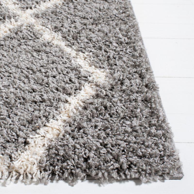 Venus Shag VNS682 Power Loomed Indoor Area Rug - Grey/Ivory - 4'x6' - Safavieh