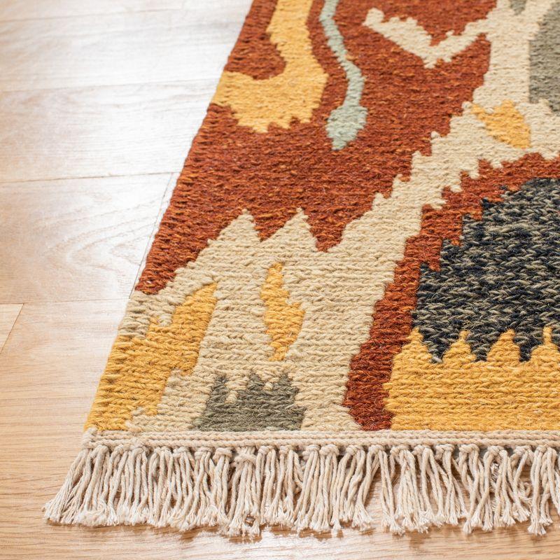 Sumak SUM439 Hand Woven Area Rug  - Safavieh