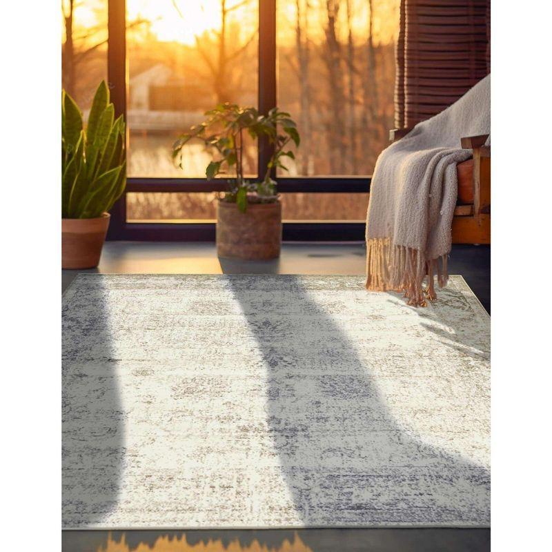 Unique Loom 8' 0 x 8' 0 Sofia Casino Gray Area Rug