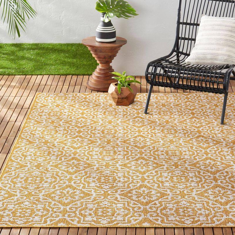 Nicole Miller New York Patio Country Danica Geometric Indoor/Outdoor Area Rug, Yellow/White