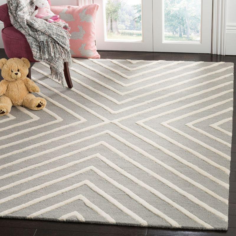 Safavieh Kids Pattern SFK920 Hand Tufted Indoor Area Rug - Grey/Ivory - 8'x10' - Safavieh