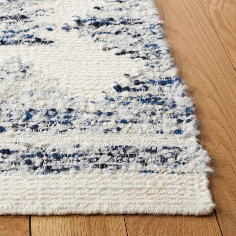 Manhattan MAN351 Hand Woven Area Rug  - Safavieh