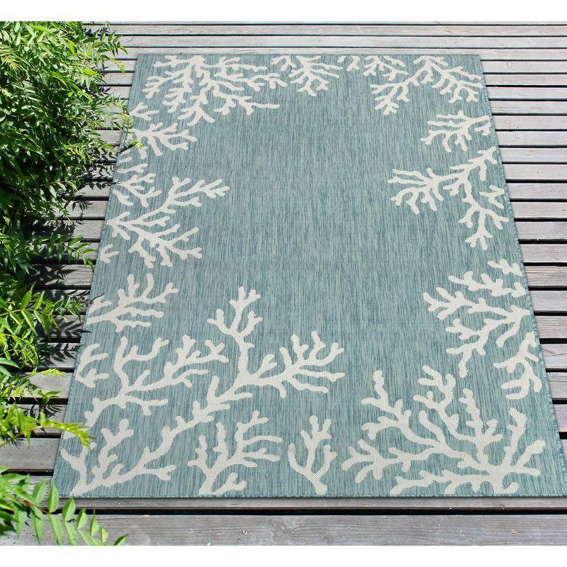Liora Manne Carmel Coral Border Indoor/Outdoor Rug Aqua 3'3" x 4'11"