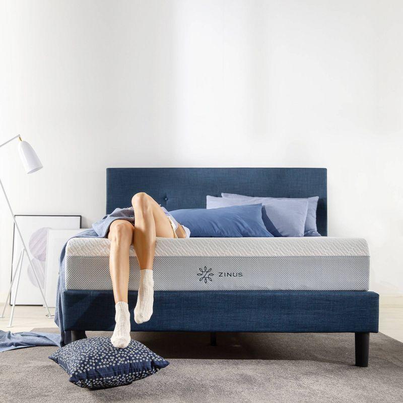 Zinus 12" Ultra Cooling Gel Memory Foam Mattress - Twin