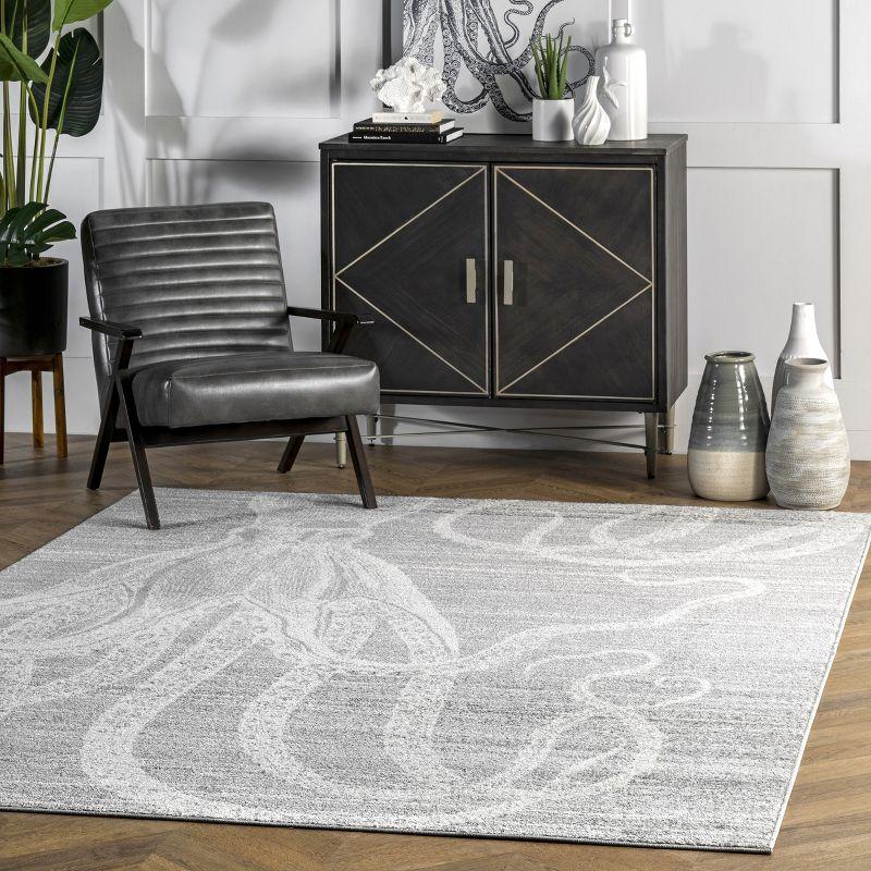 Gray/White Area Rug