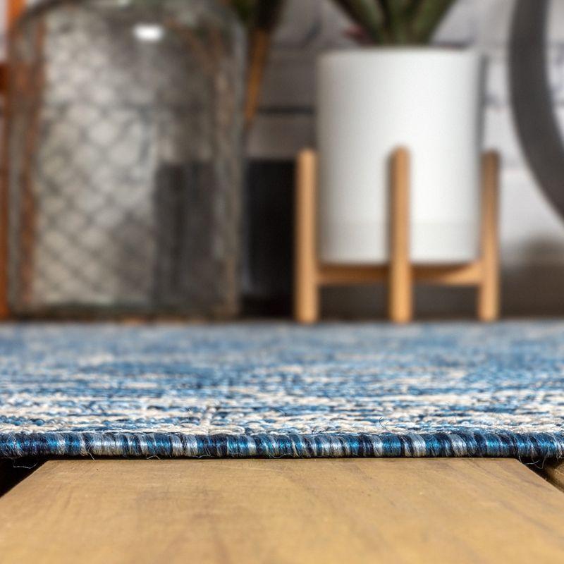 5' Round Palazzo Vine and Border Textured Weave Indoor/Outdoor Area Rug, Navy/Gray - JONATHAN Y