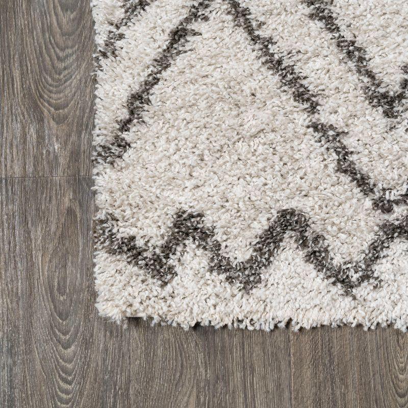 2'x8' Soller Diamond Trellis Shag Runner Rug, Beige - JONATHAN Y