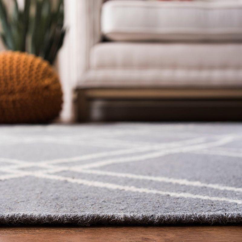 Himalaya HIM901 Hand Tufted Area Rug - Grey/Silver - 8'x10' - Safavieh.