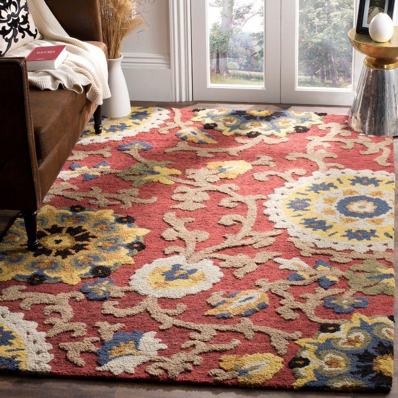 Handmade Blossom Red Floral Wool Area Rug 5' x 8'