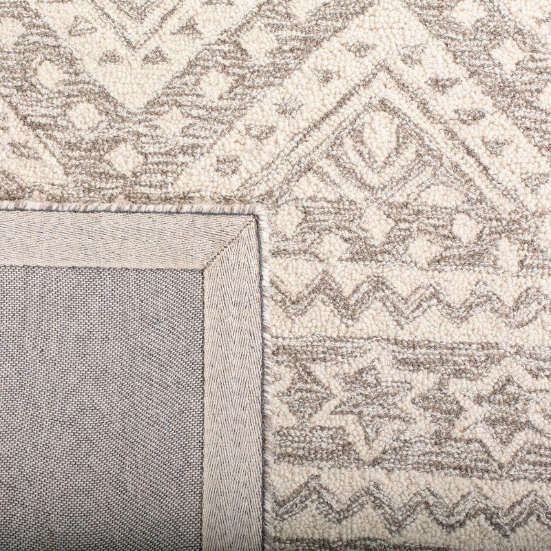 Micro-Loop MLP501 Hand Tufted Indoor Area Rug - Dark Grey/Ivory - 5'x8' - Safavieh