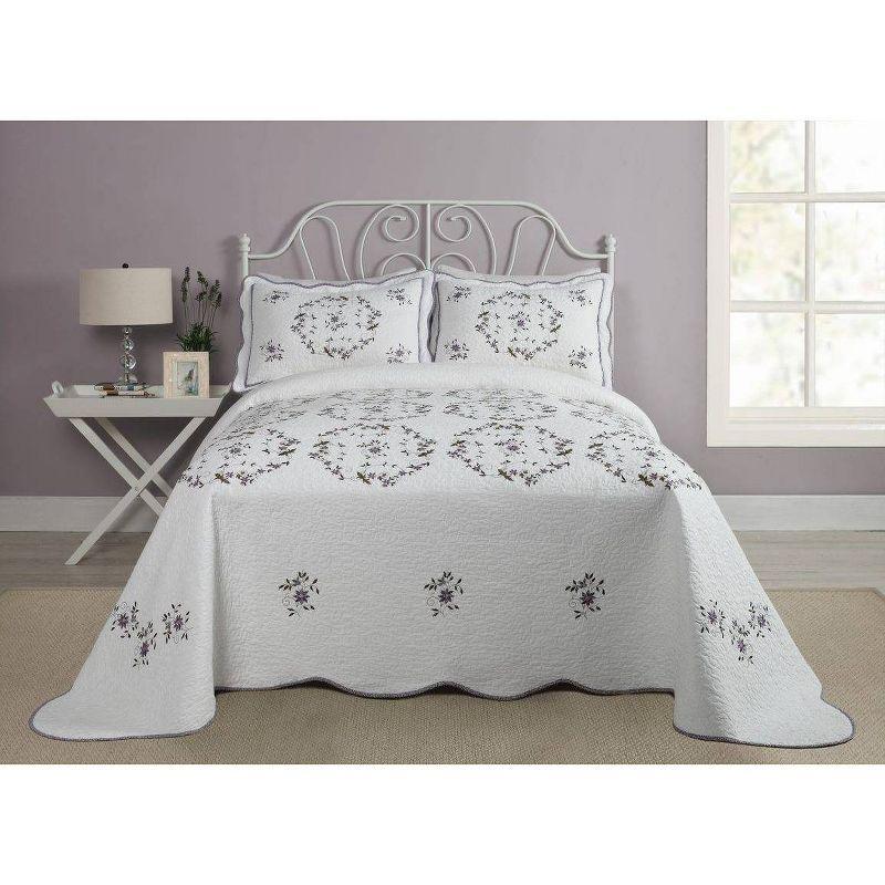 Modern Heirloom Gwen Bedspread White/Lavender