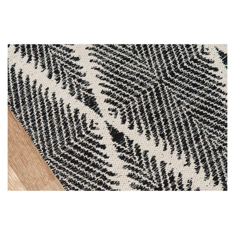 River Beacon Handwoven Indoor / Outdoor Rug by Erin Gates - 3'6" x 5'6"