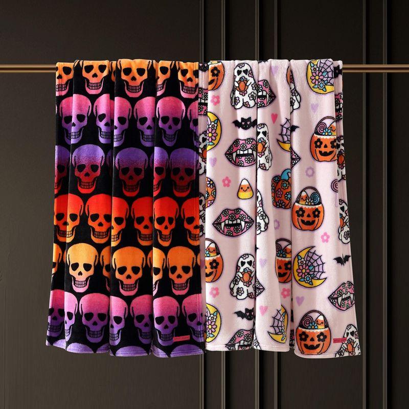 Betsey Johnson Retro Halloween - Pink 50" X 70" Throw Blanket
