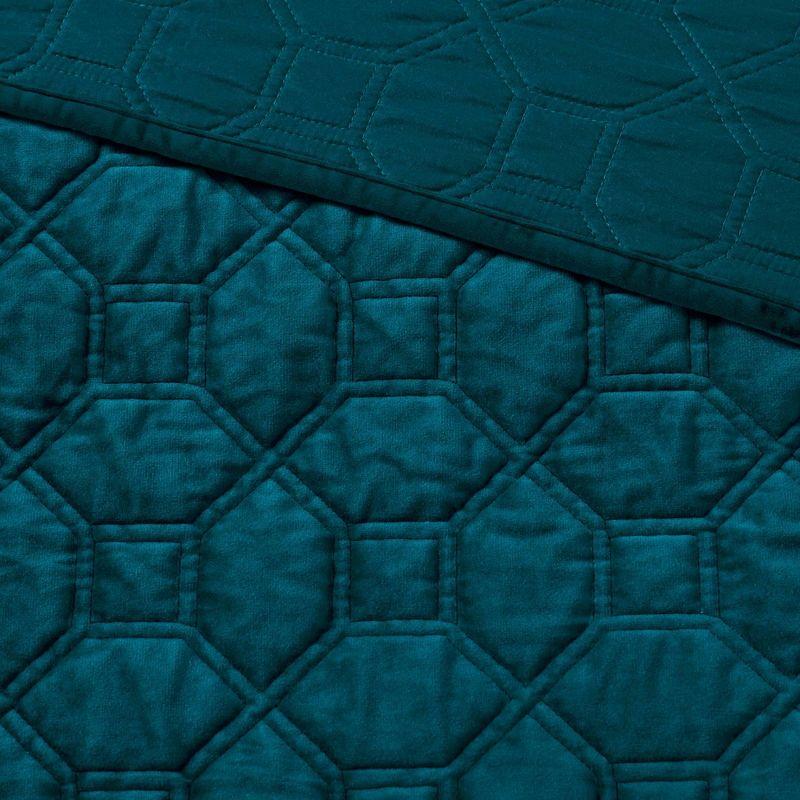 Madison Park Harper 3 Piece Velvet Quilt Set