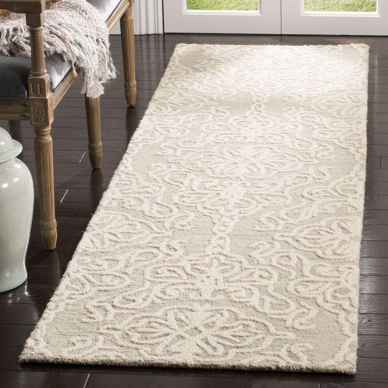 Blossom BLM112 Hand Tufted Indoor Runner Rug - Silver/Ivory - 2'3"x6' - Safavieh
