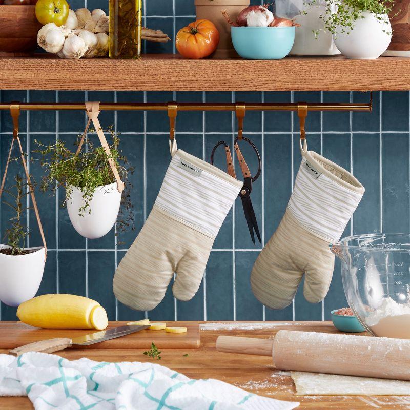 KitchenAid® KitchenAid Albany Oven Mitt 2-Pack Set (Set of 2)