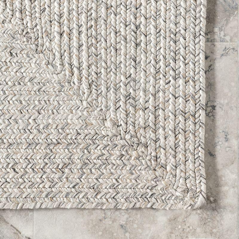 Nuloom Braided Courtney Tassel Indoor/Outdoor Area Rug, Square 8', Ivory
