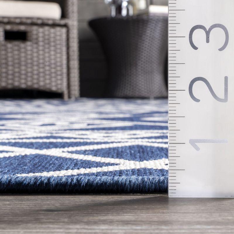 Blue and White Geometric Synthetic Indoor/Outdoor Rug