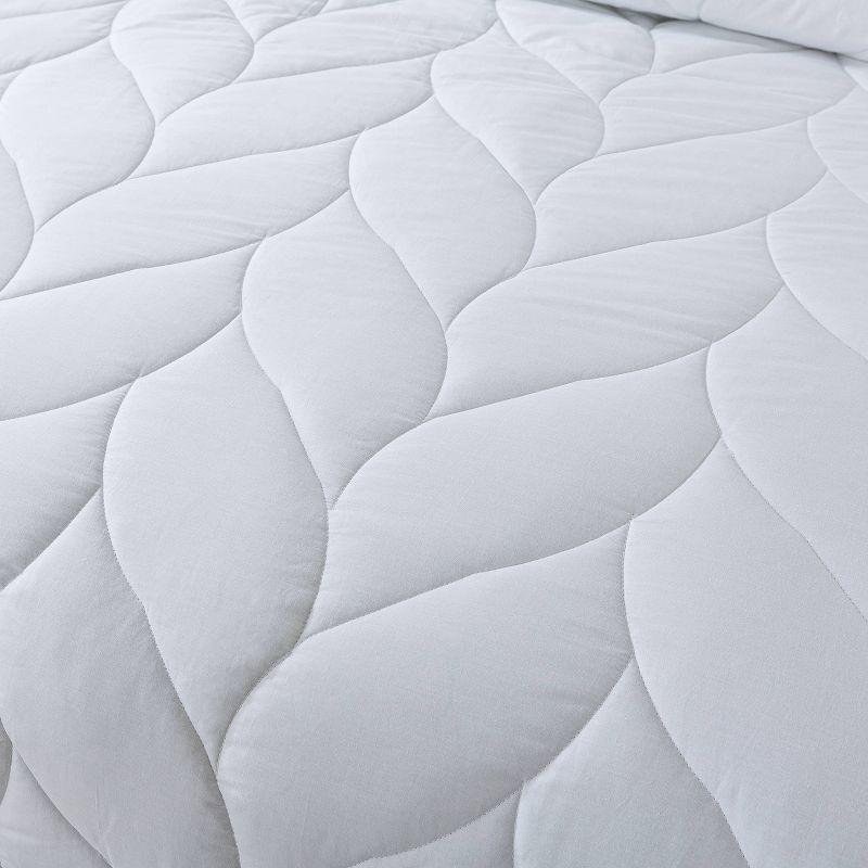 Waverly Waverly Antimicrobial Cotton White Duck Down Blanket