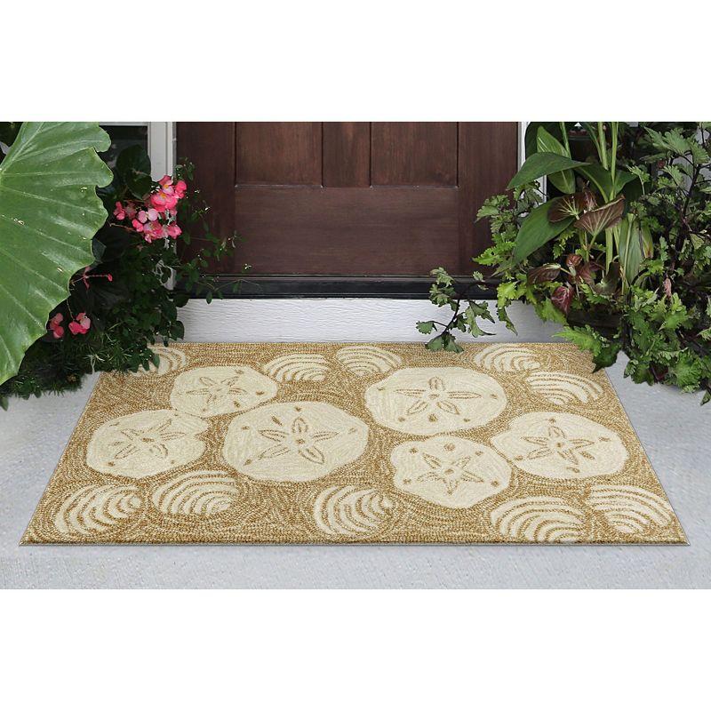 Liora Manne Frontporch Shell Toss Indoor/Outdoor Rug Natural 1'8" x 2'6"