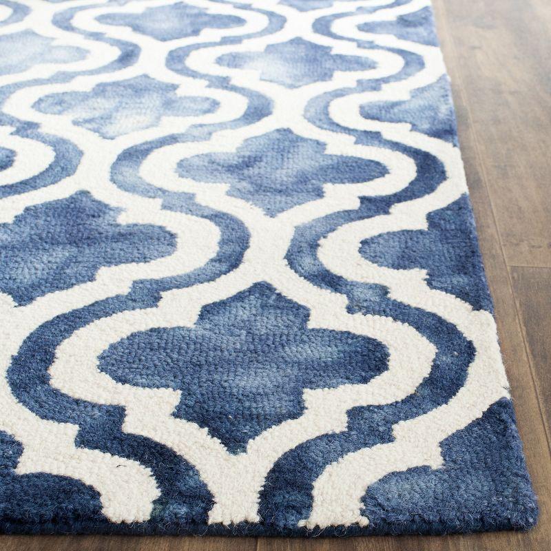 Dip Dye DDY537 Hand Tufted Indoor Area Rug - Navy/Ivory - 7'x7' - Safavieh